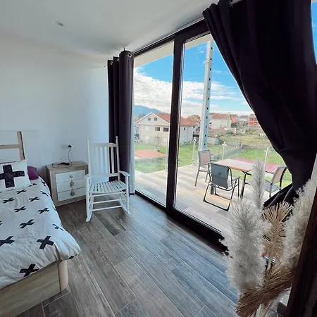 Casa vacanze Cesantes Village E *