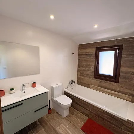 Cesantes Village E * 庞特维德拉