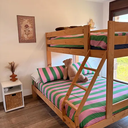 Cesantes Village E *