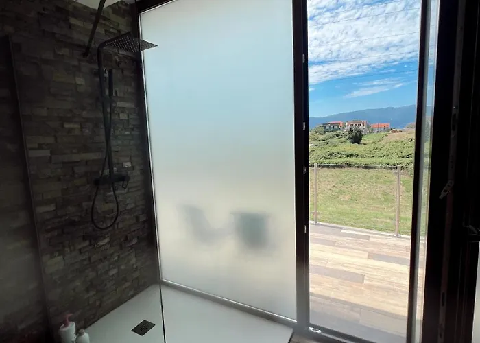 Cesantes Village E * 庞特维德拉