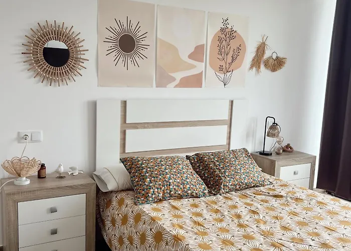 Cesantes Village E *