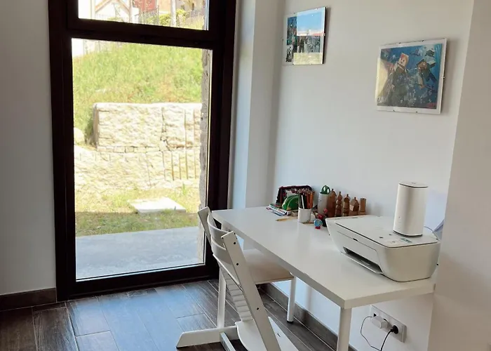 Cesantes Village E Dom wakacyjny *